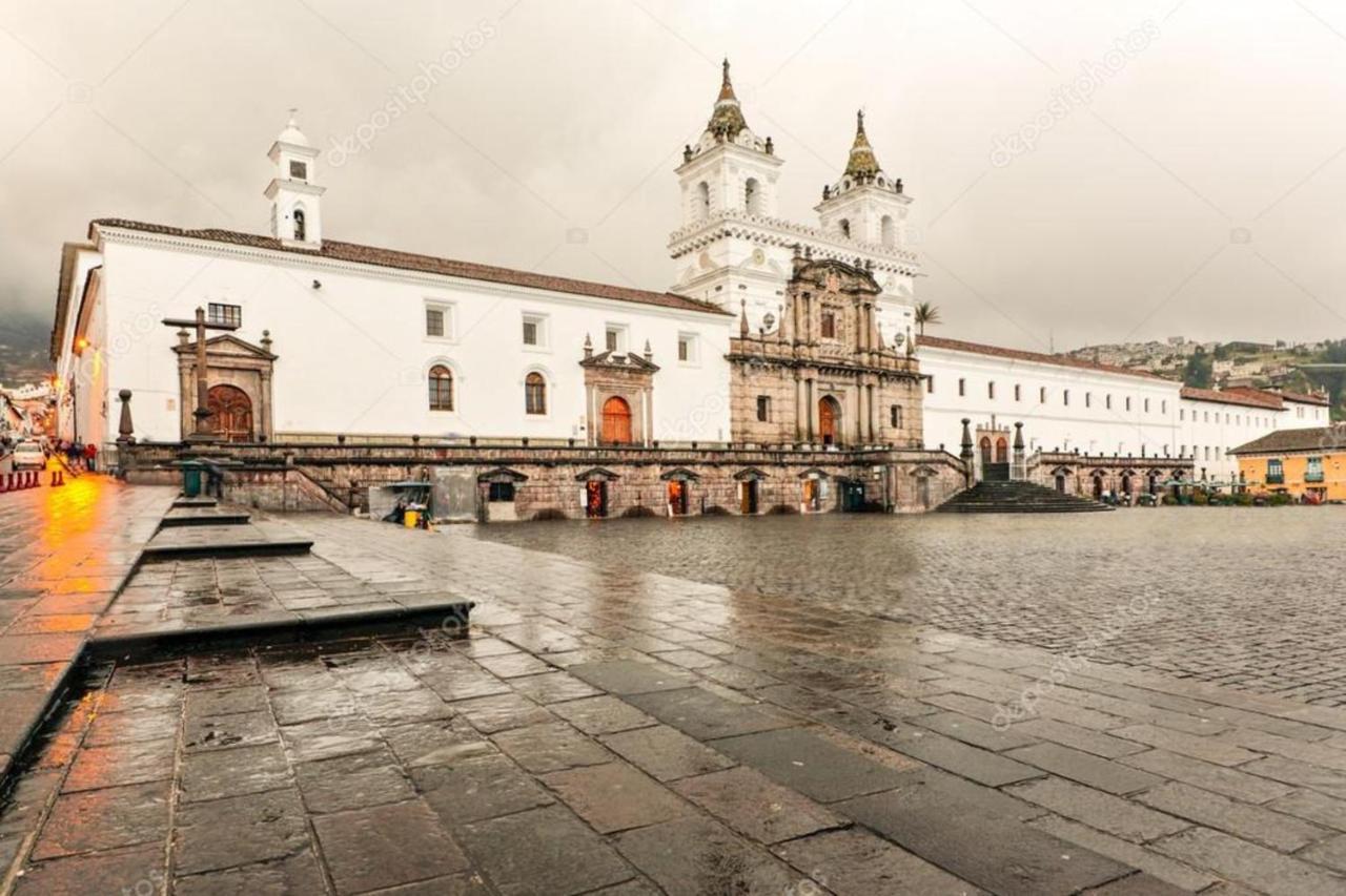 La Rosario Hotel Quito Bagian luar foto