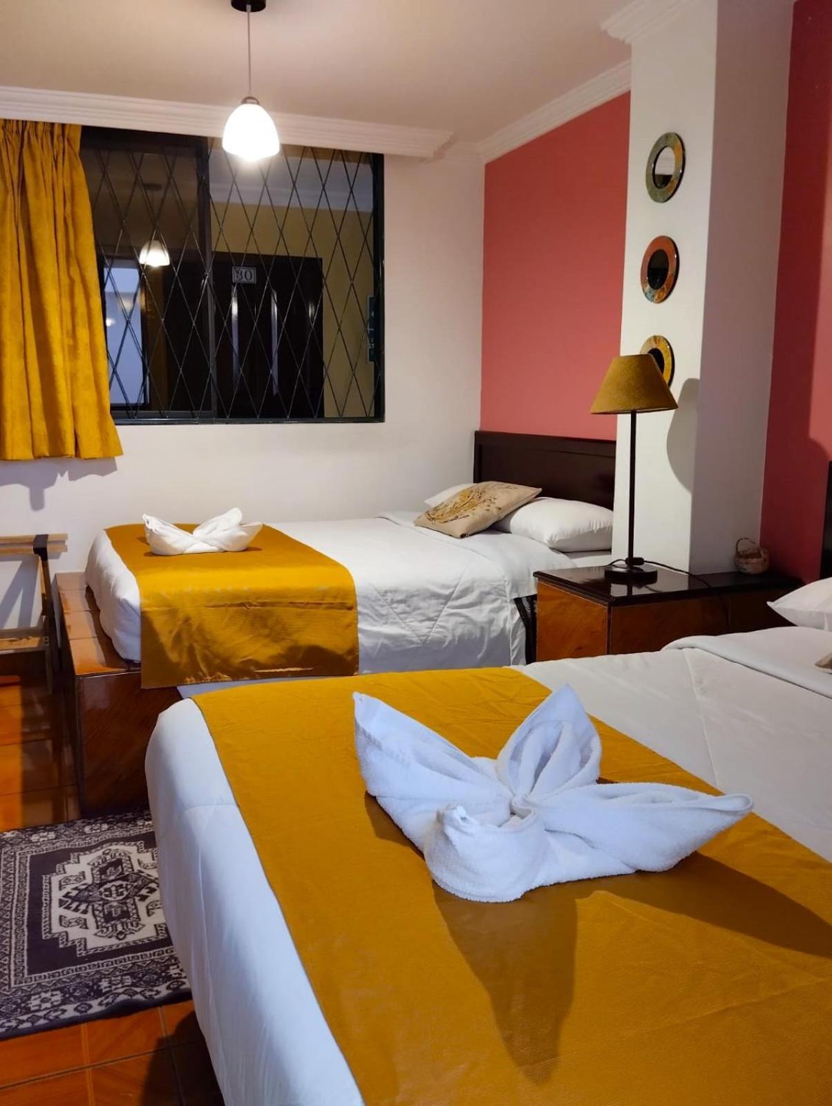 La Rosario Hotel Quito Bagian luar foto